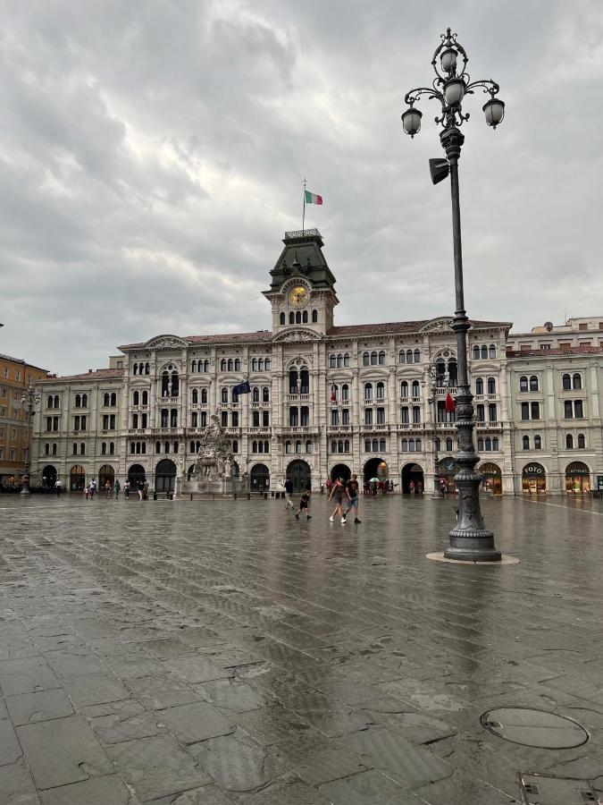 Mura 5&7 Trieste Esterno foto