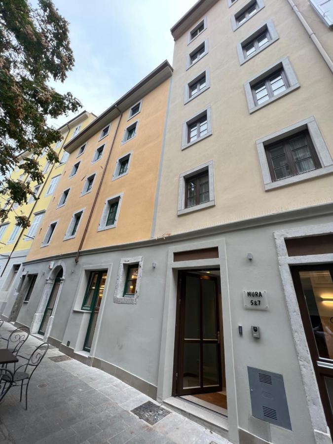 Mura 5&7 Trieste Esterno foto